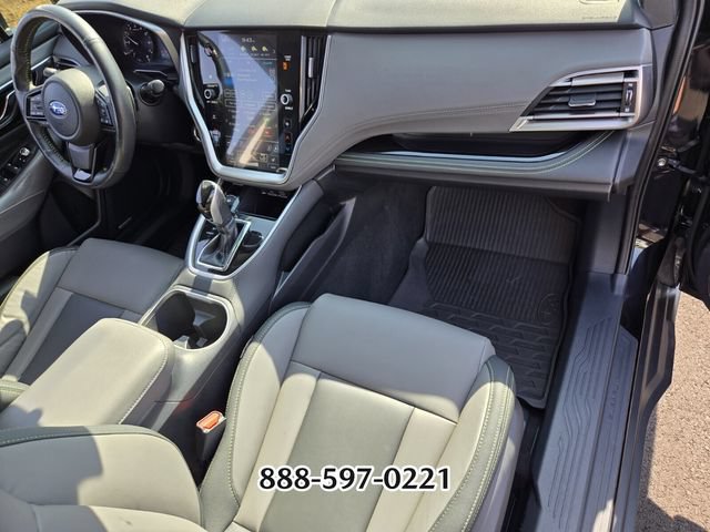 Used 2025 Subaru Outback Onyx Edition AWD/4WD image 19
