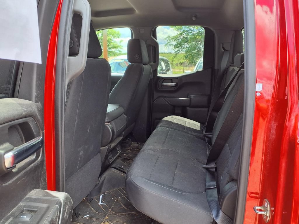 Used 2020 Chevrolet Silverado 1500 Custom w/ Custom Value Package AWD/4WD image 11