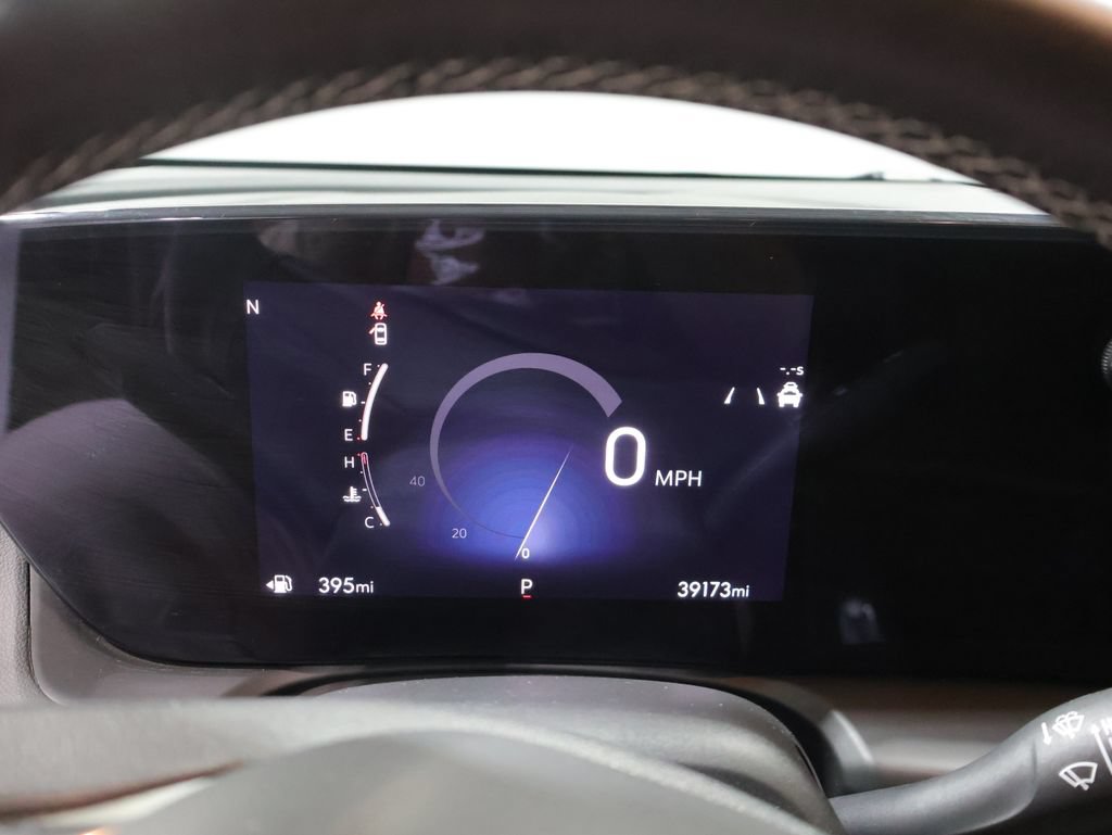 Used 2024 Buick Encore GX Preferred AWD/4WD image 39