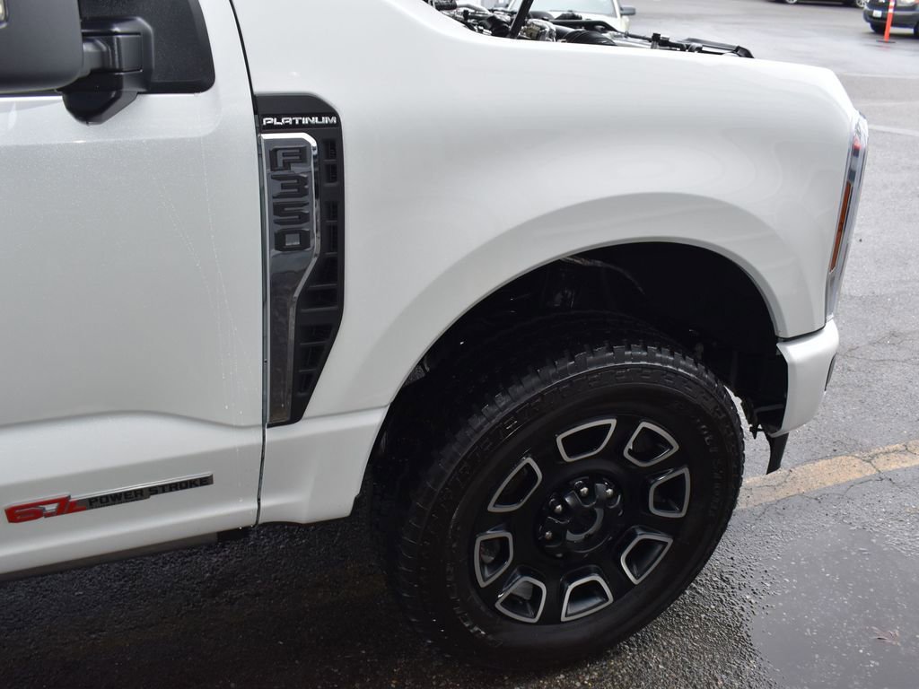 Used 2024 Ford F350 Platinum w/ FX4 Off-Road Package image 49