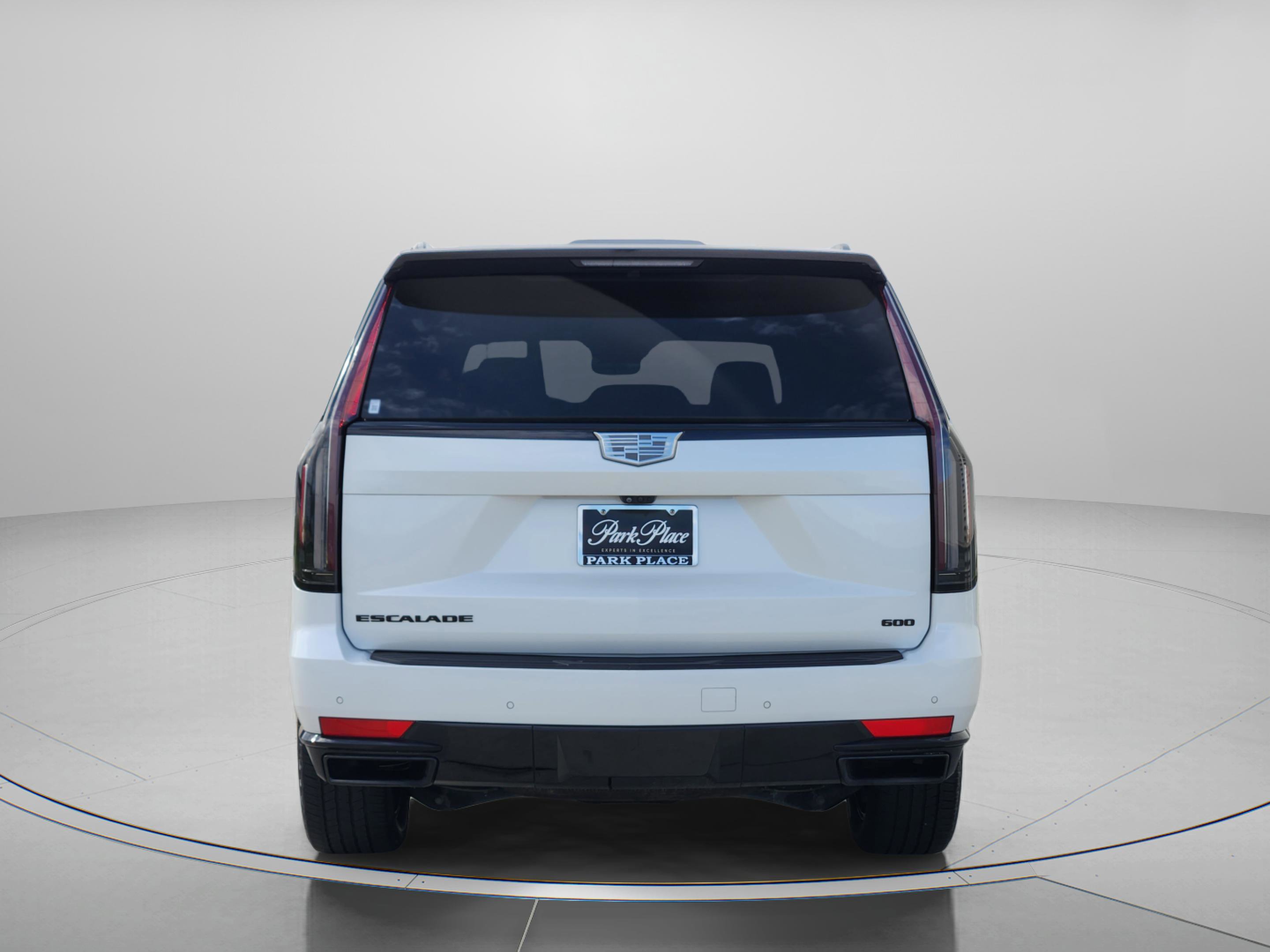 Used 2023 Cadillac Escalade ESV Sport w/ LPO, ONYX Package image 4