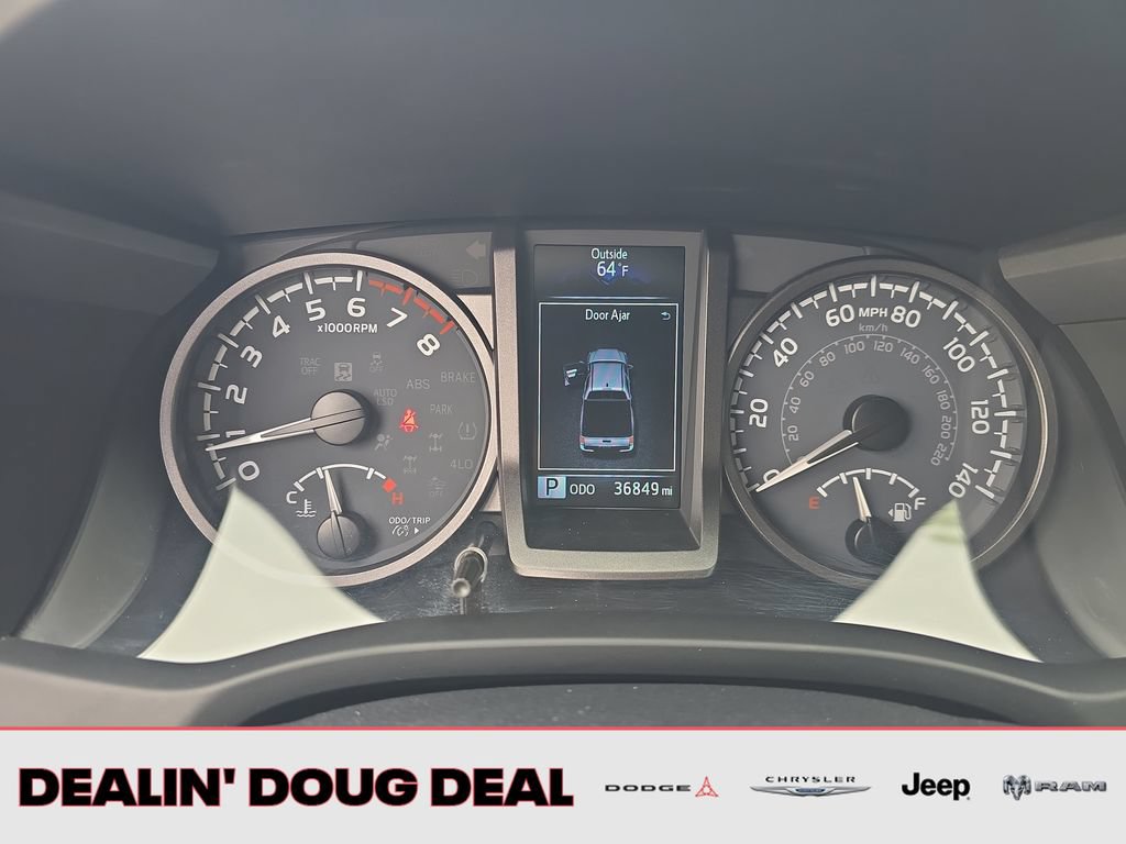Used 2023 Toyota Tacoma TRD Off-Road w/ Technology Package AWD/4WD image 16