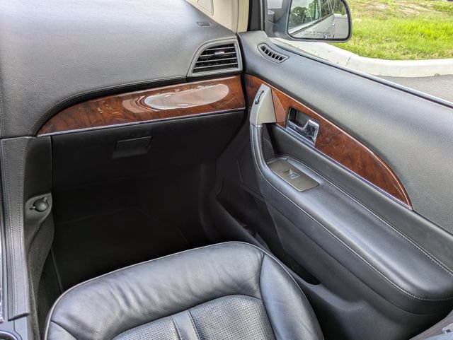 Used 2014 Lincoln MKX AWD w/ Equipment Group 102A image 17