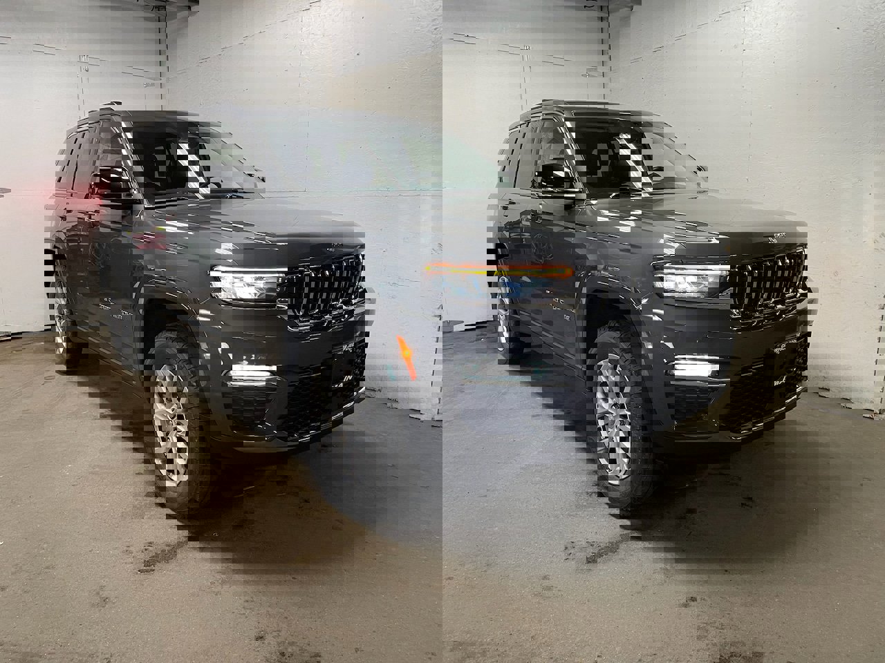 Used 2022 Jeep Grand Cherokee Limited image 1