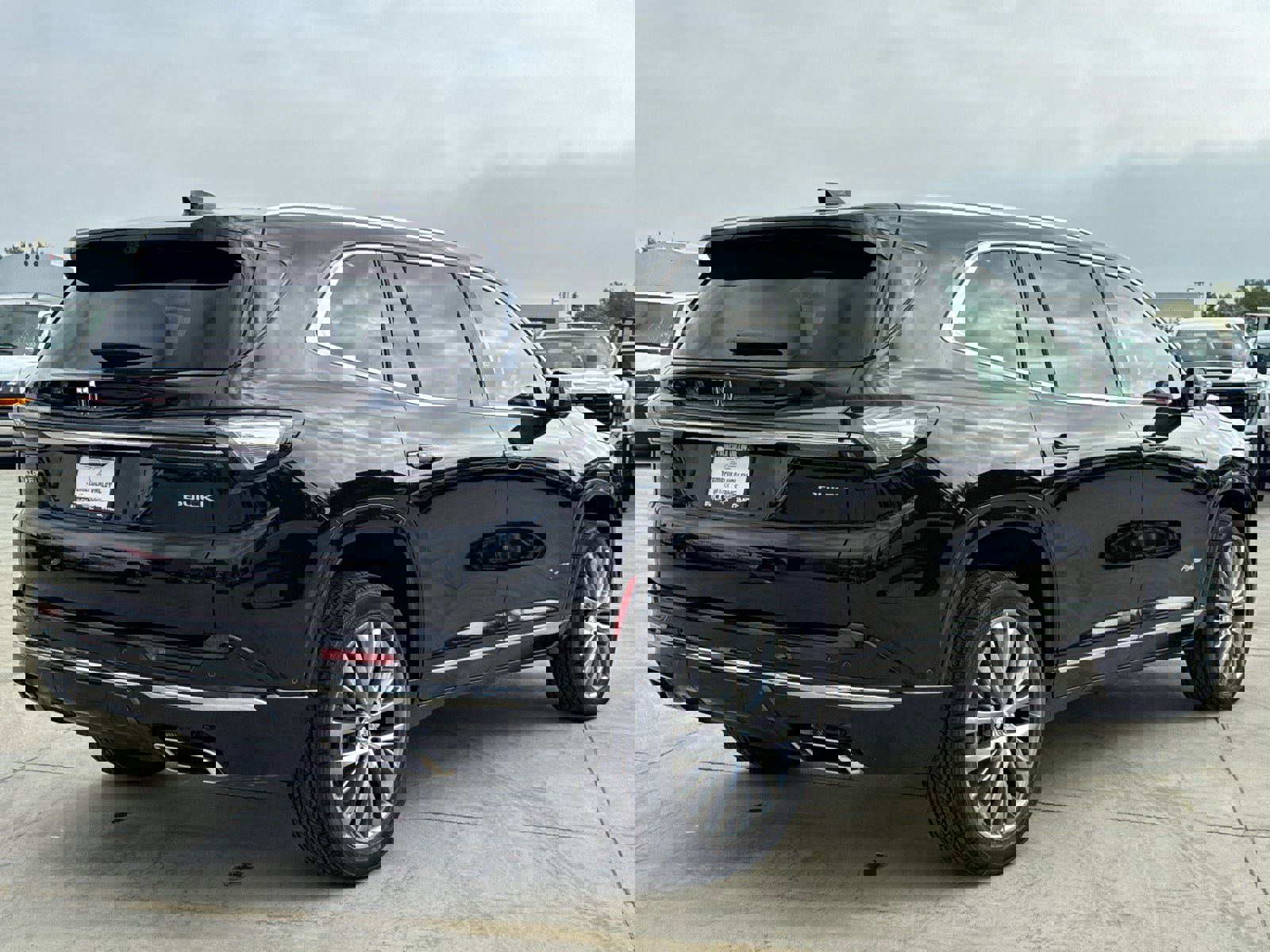 Used 2026 Buick Enclave Avenir w/ Super Cruise Package image 16