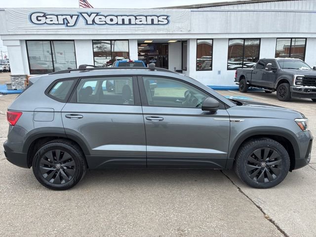 Used 2022 Volkswagen Taos S image 9