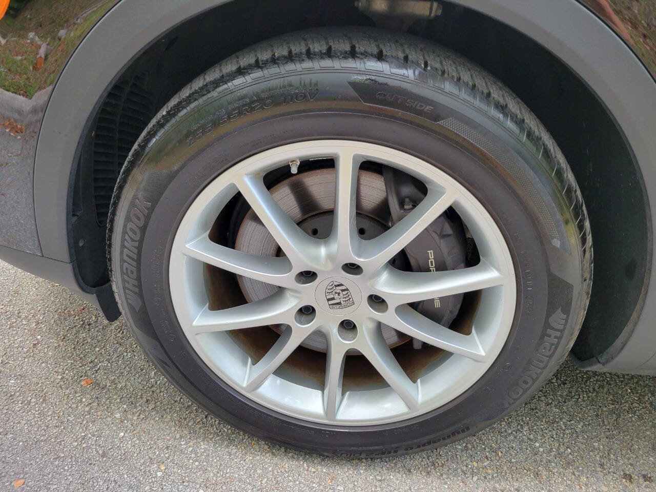 Used 2024 Porsche Cayenne image 18