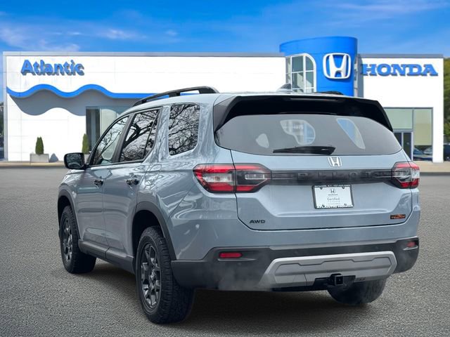 Certified 2024 Honda Pilot TrailSport image 5