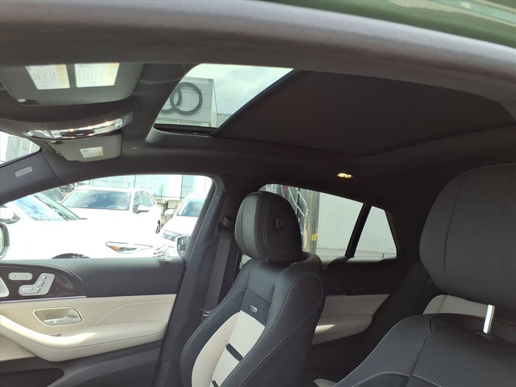 New 2026 Mercedes-Benz GLE 53 AMG 4MATIC Coupe image 11