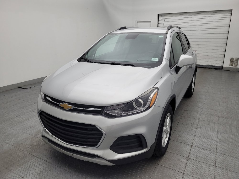 Used 2021 Chevrolet Trax LT FWD image 15