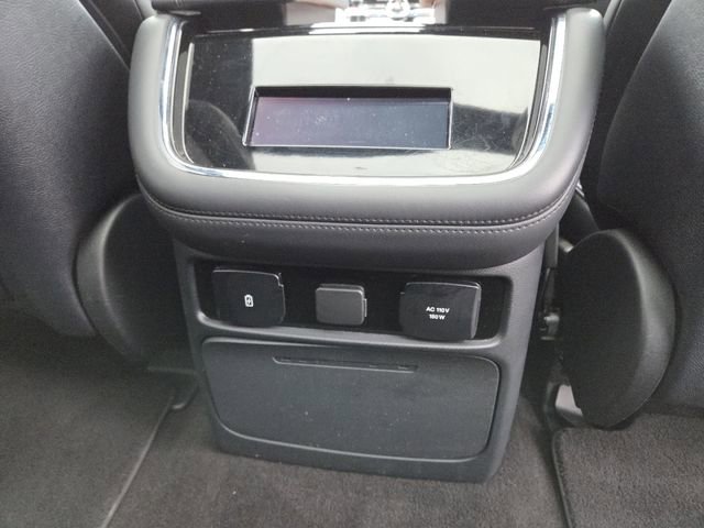 Used 2024 Lincoln Navigator Premiere image 19