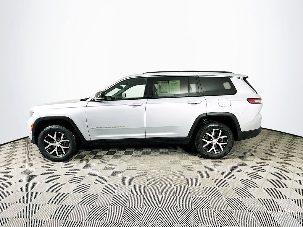 Certified 2024 Jeep Grand Cherokee L Limited w/ Luxury Tech Group II AWD/4WD image 7