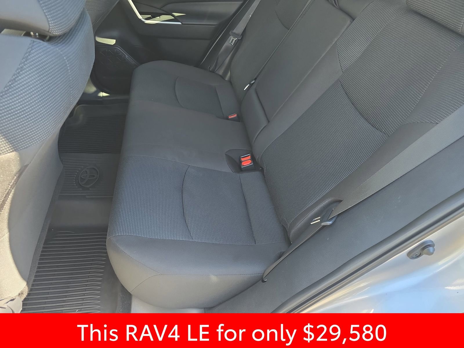 Used 2024 Toyota RAV4 LE FWD image 19