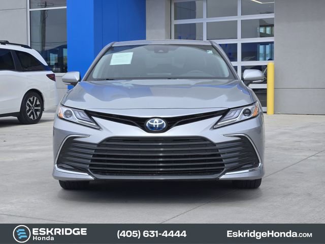 Used 2024 Toyota Camry XLE w/ Cold Weather Package image 2