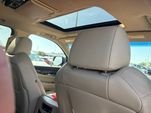 Used 2016 Cadillac Escalade ESV Premium AWD/4WD image 43