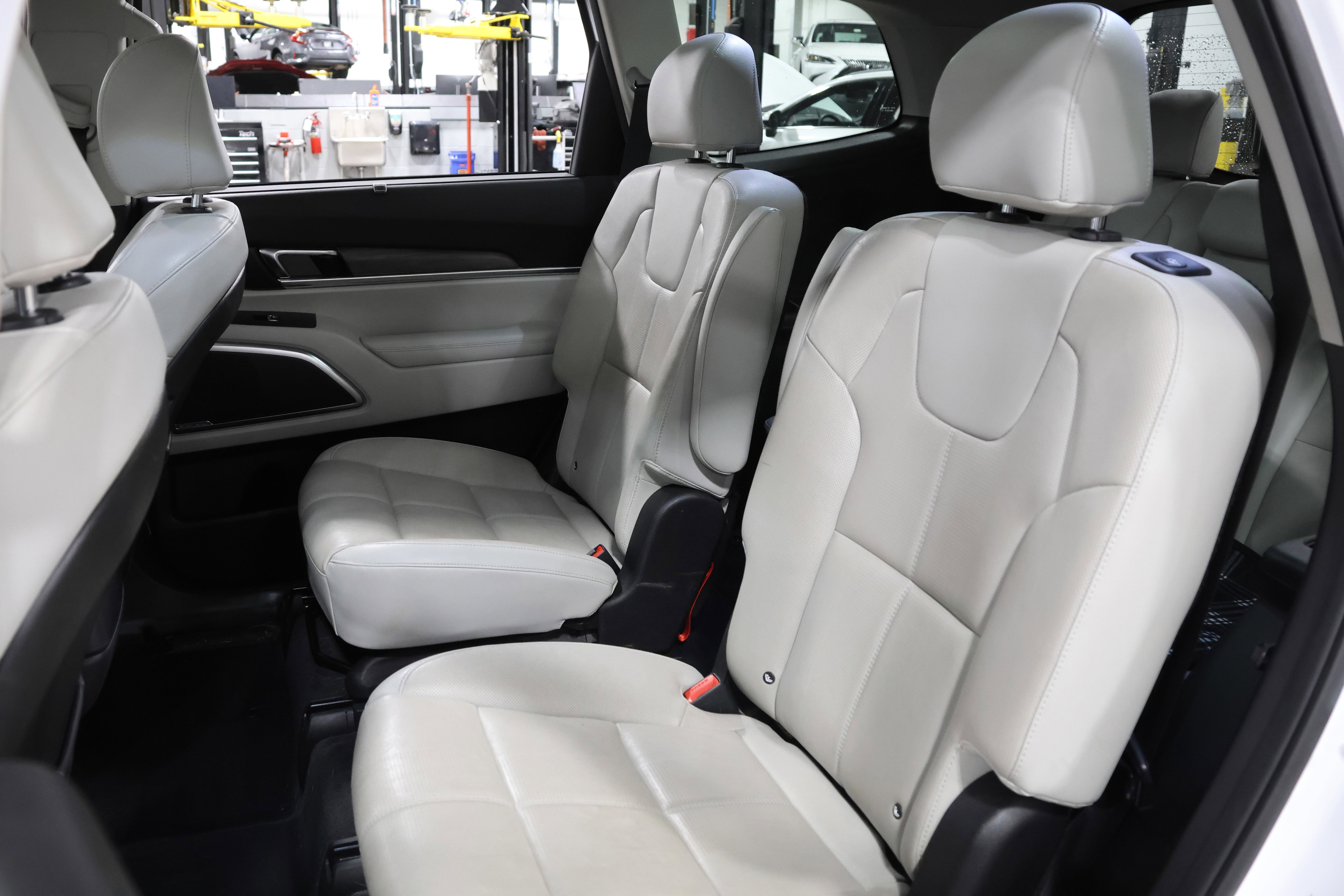 Used 2022 Kia Telluride SX image 38