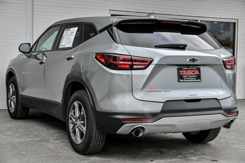 Used 2024 Chevrolet Blazer LT AWD/4WD image 9