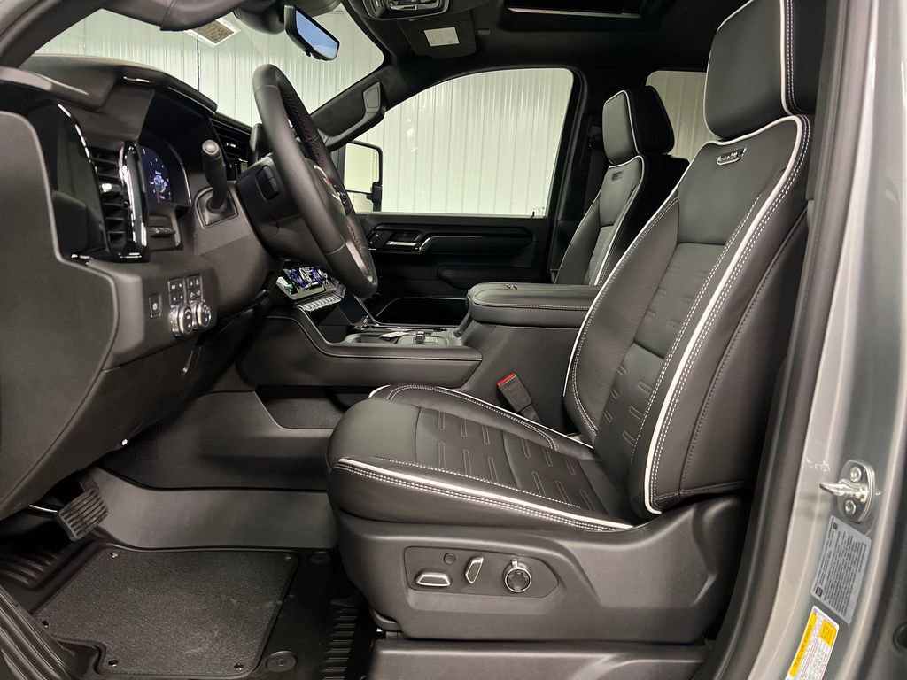 New 2026 GMC Sierra 2500 AT4X w/ LPO, Black Badging Package AWD/4WD image 12