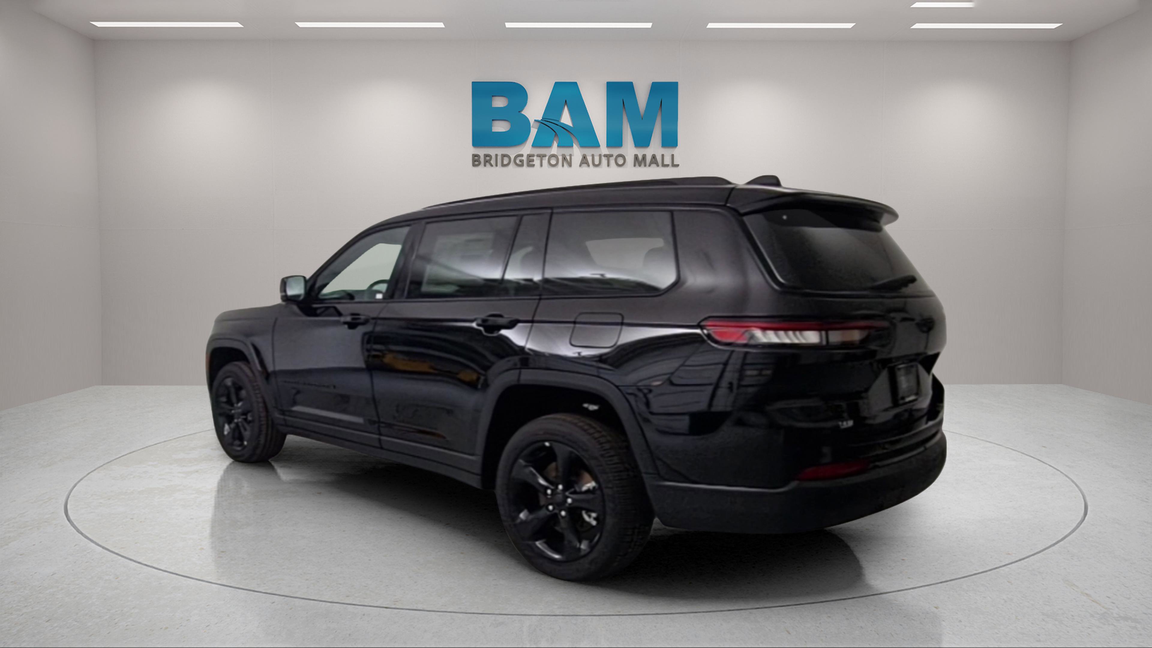 New 2025 Jeep Grand Cherokee L Altitude image 5