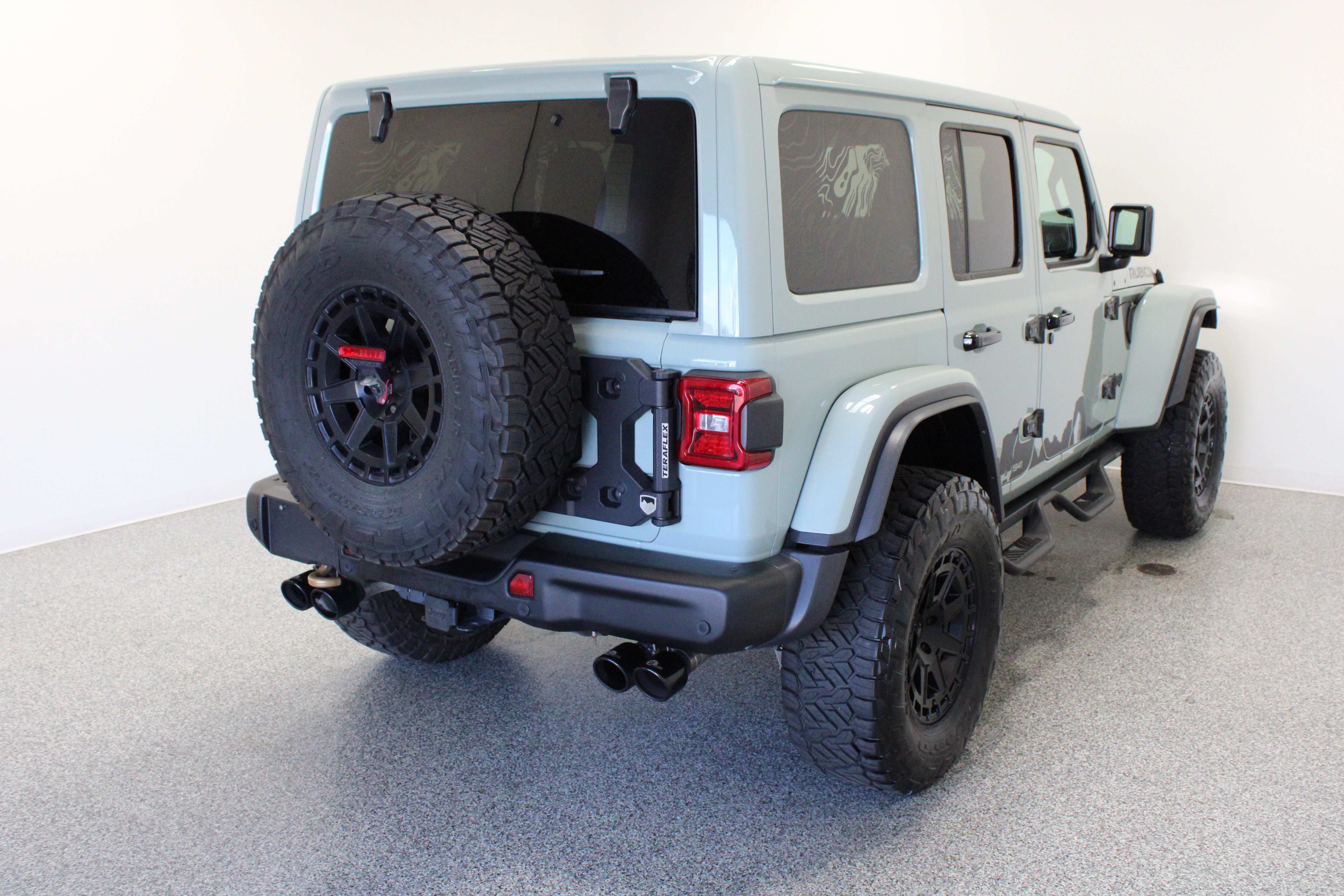 Used 2023 Jeep Wrangler Unlimited Rubicon 392 w/ Trailer Tow Package AWD/4WD image 7
