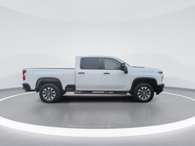 Used 2023 Chevrolet Silverado 2500 Custom w/ Custom Value Package AWD/4WD image 9