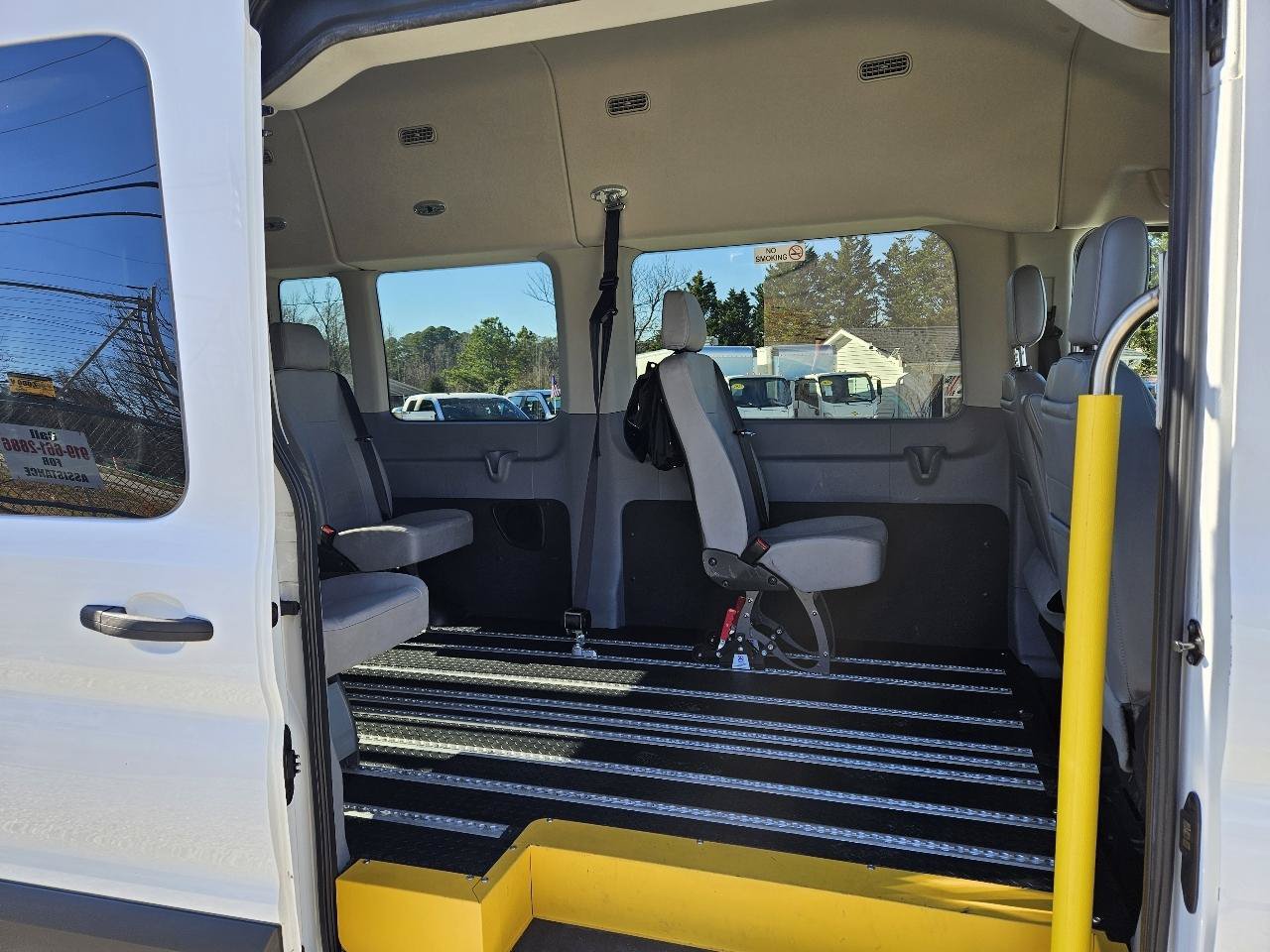 Used 2019 Ford Transit 350 XL RWD image 43