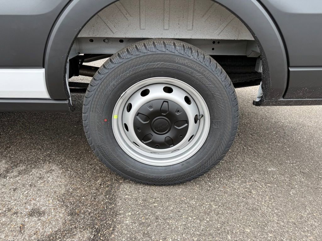 New 2026 Ford Transit 150 148 Medium Roof RWD image 27