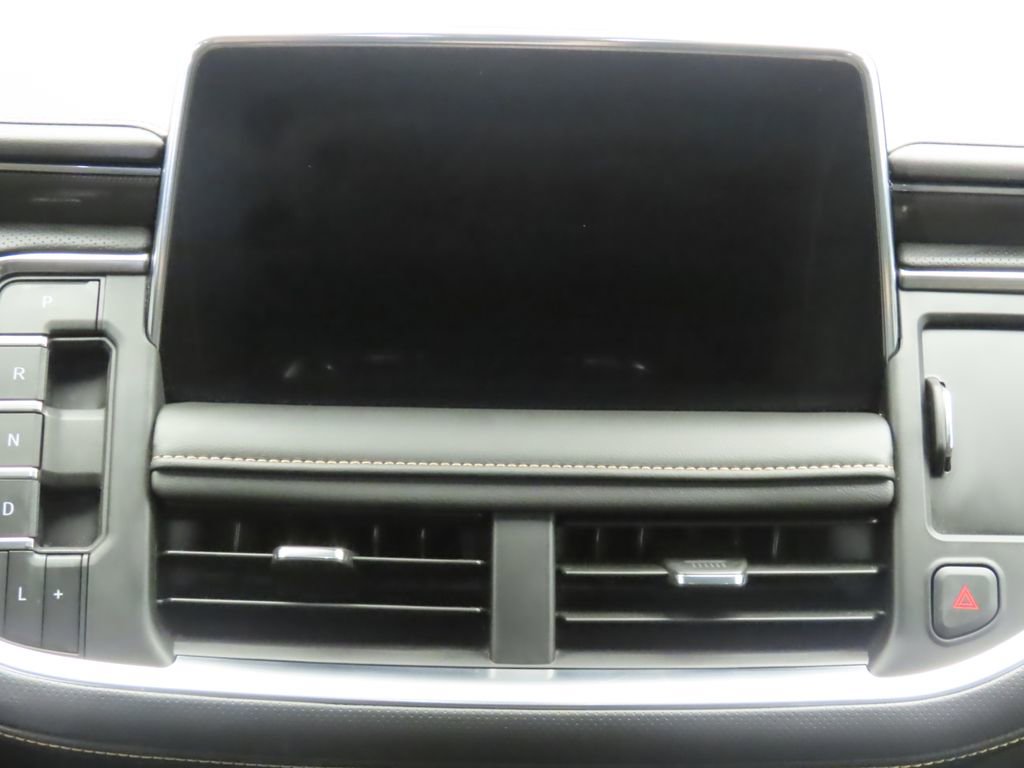 Used 2023 GMC Yukon XL AT4 w/ AT4 Premium Plus Package image 14