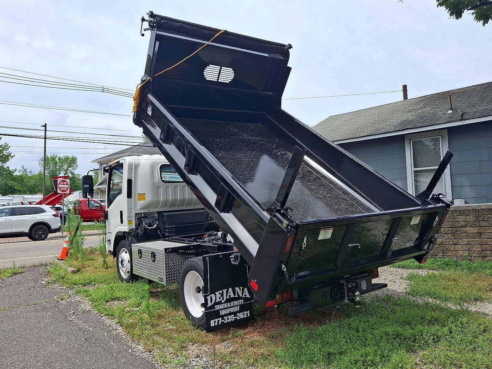 New 2025 Chevrolet Low Cab Forward image 5
