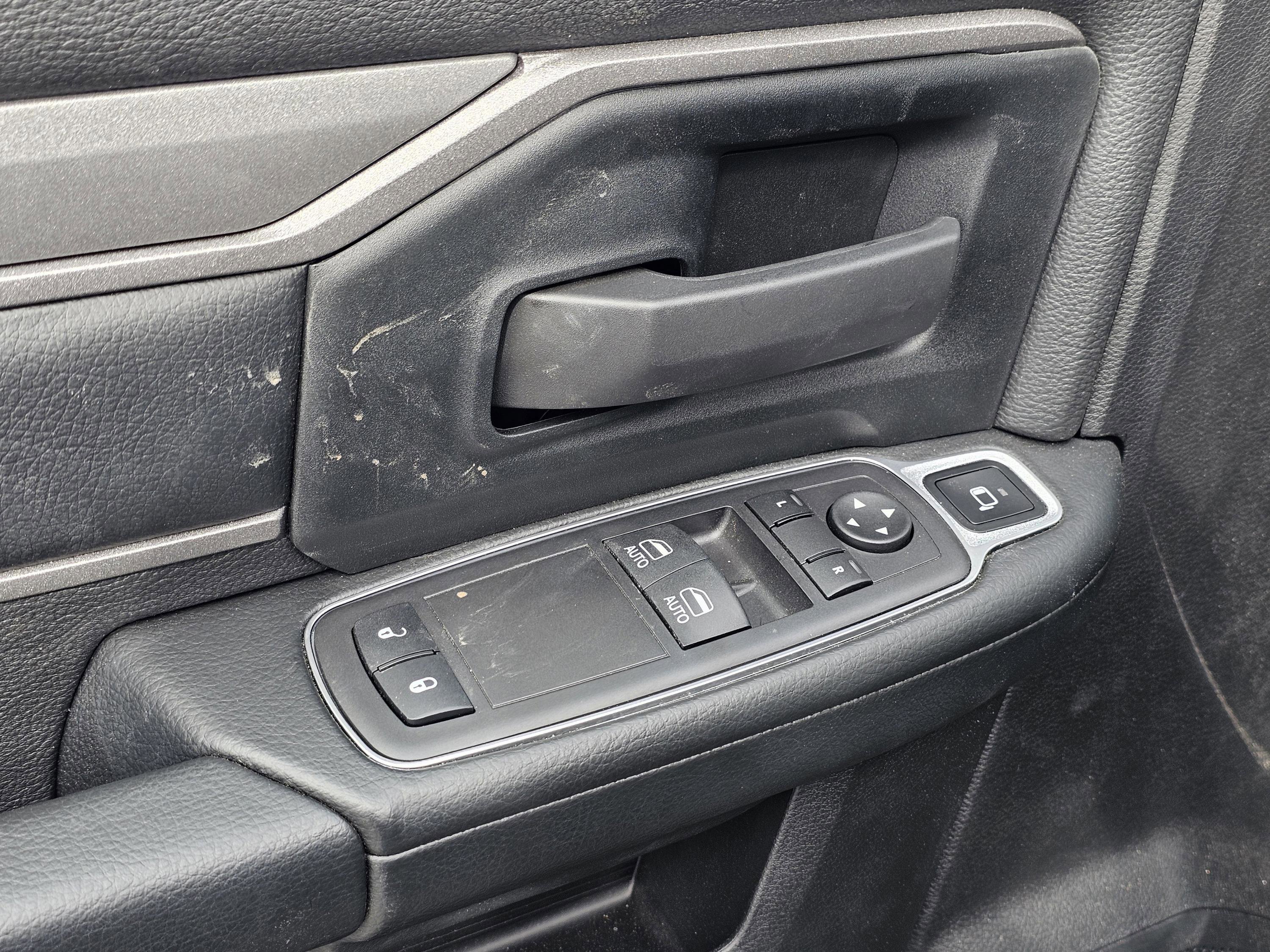 New 2024 RAM 4500 Tradesman image 17