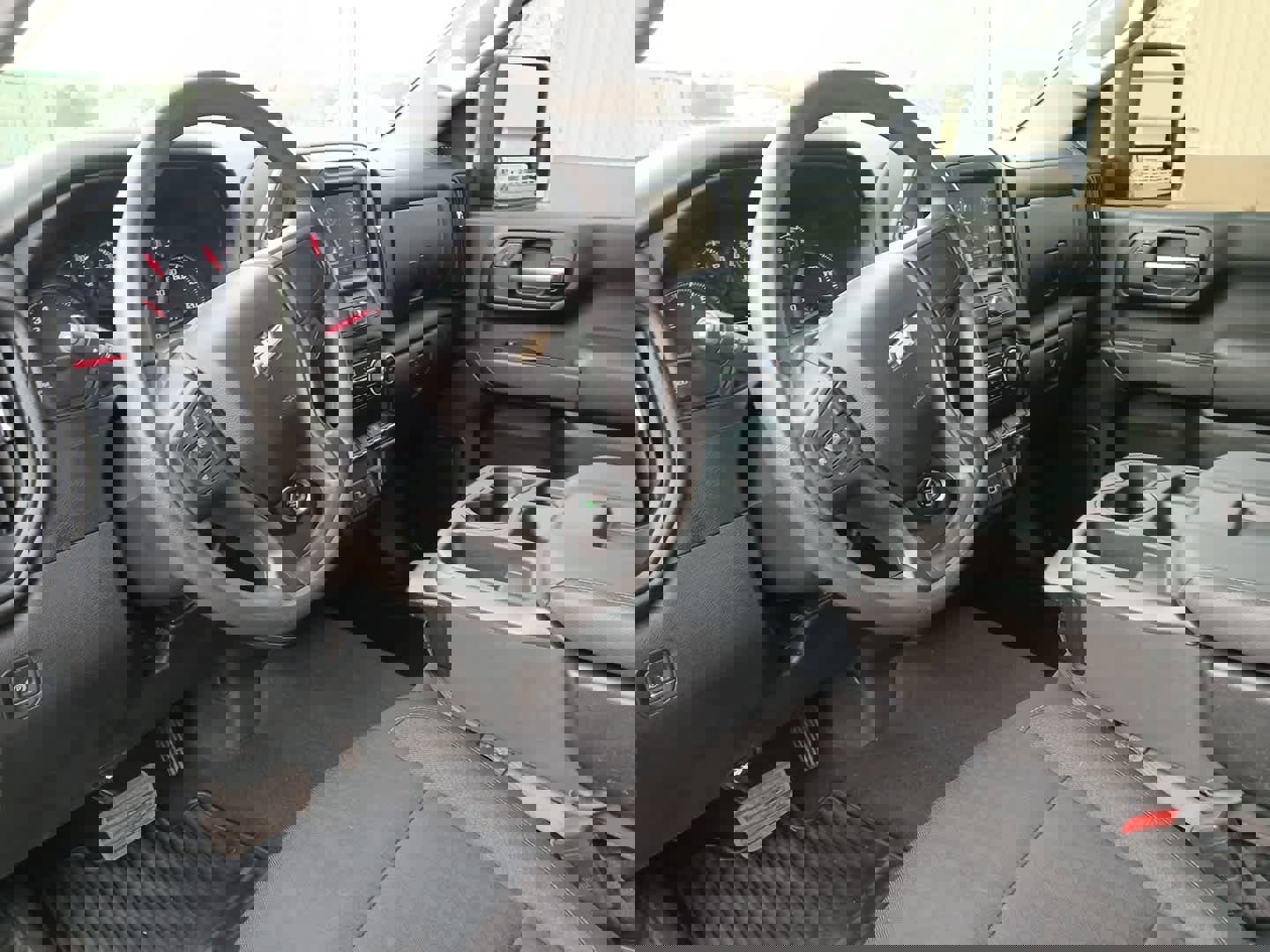 Used 2024 Chevrolet Silverado 2500 Custom w/ Custom Convenience Package image 19