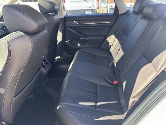 Used 2019 Honda Accord Touring image 14