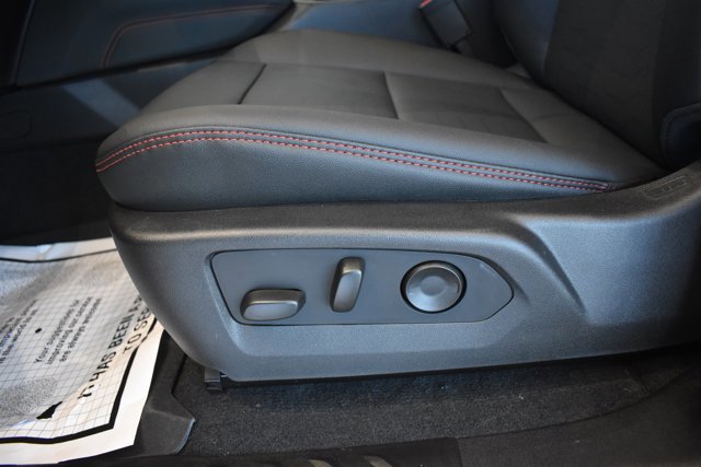 New 2026 Chevrolet Colorado Z71 w/ Technology Package image 15