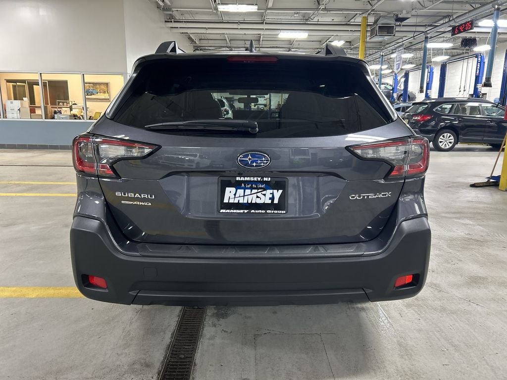 Certified 2025 Subaru Outback Premium image 7