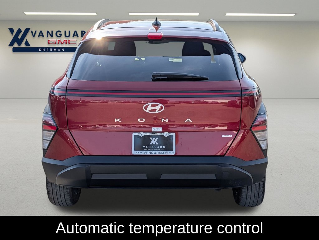 Used 2025 Hyundai Kona SEL AWD/4WD image 5