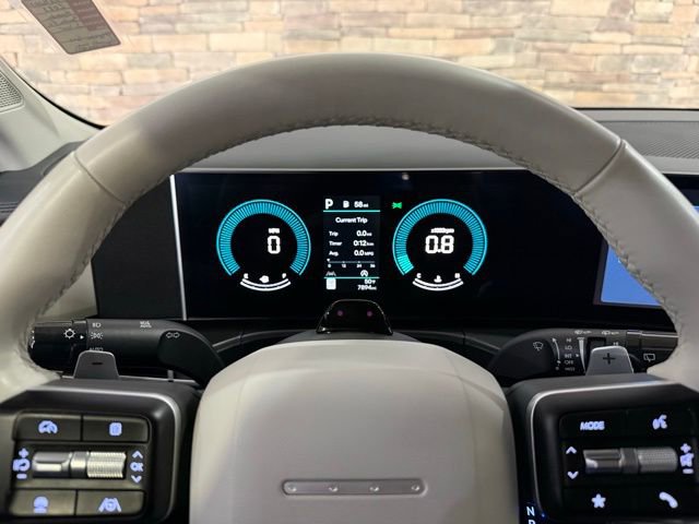 Used 2025 Hyundai Santa Fe SEL image 14