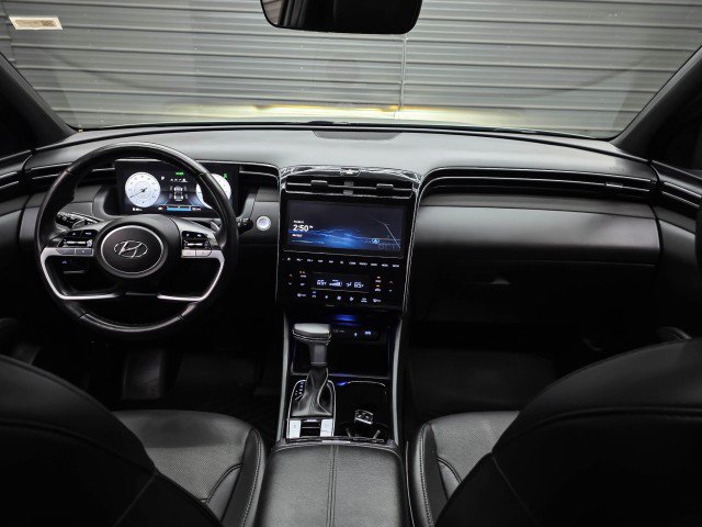 Used 2024 Hyundai Santa Cruz Limited AWD/4WD image 16