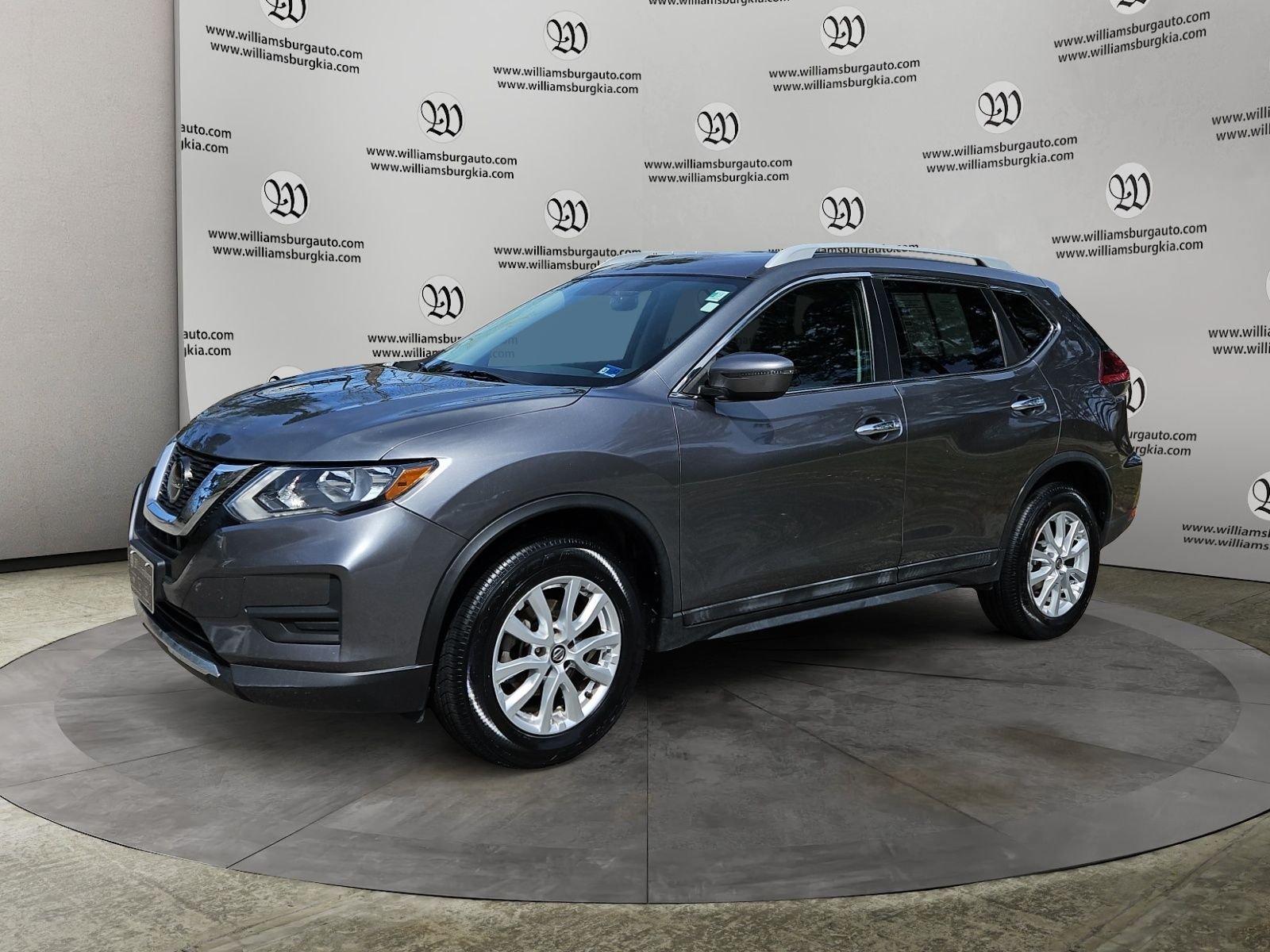 Used 2018 Nissan Rogue SV AWD/4WD image 1