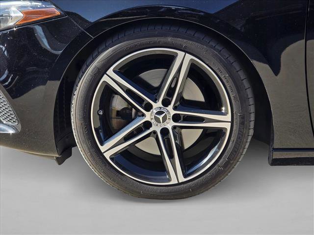 Used 2019 Mercedes-Benz A 220 4MATIC image 9