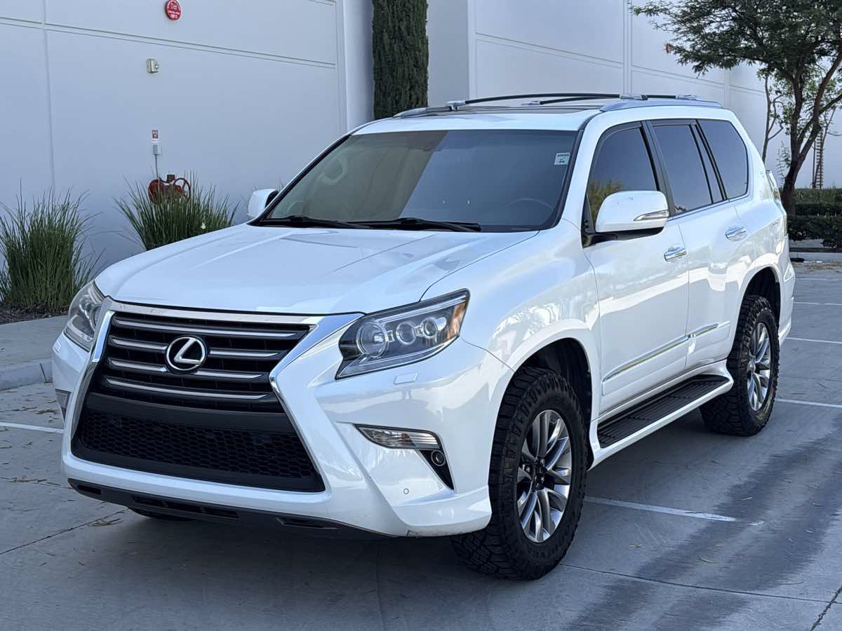 Used 2015 Lexus GX 460 Luxury w/ Preferred Accessory Package AWD/4WD image 5