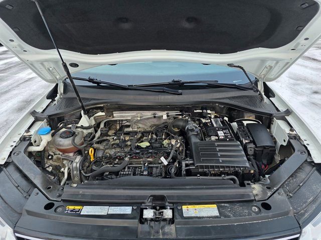 Used 2021 Volkswagen Tiguan SE image 13