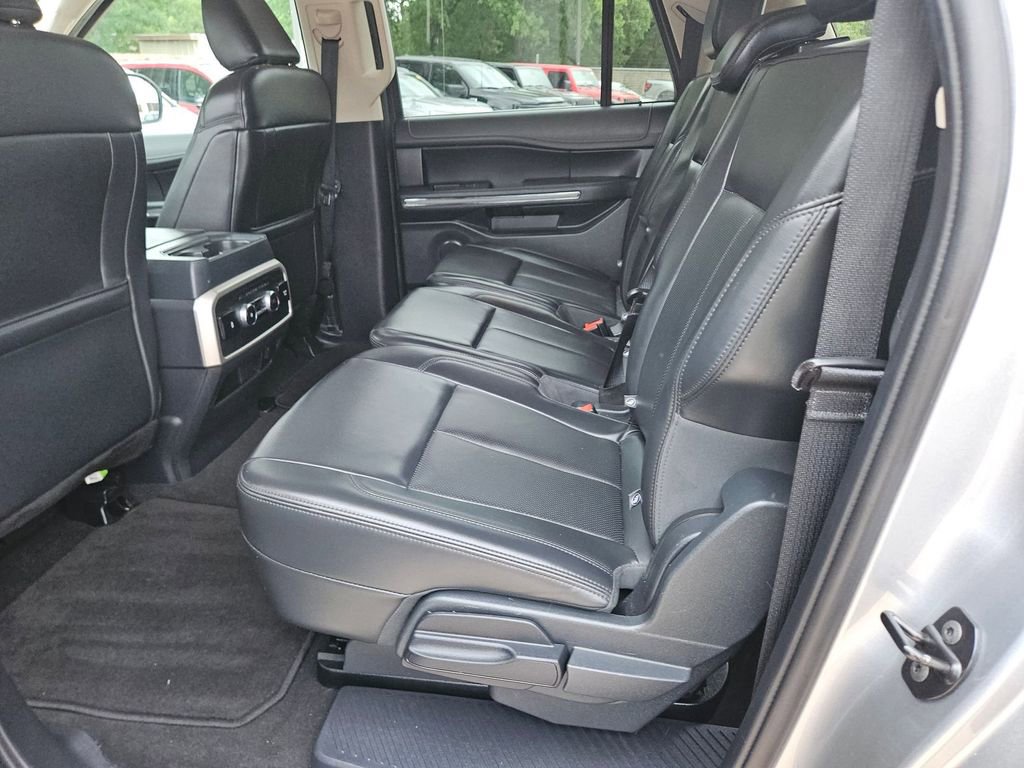 Used 2024 Ford Expedition Max XLT image 27