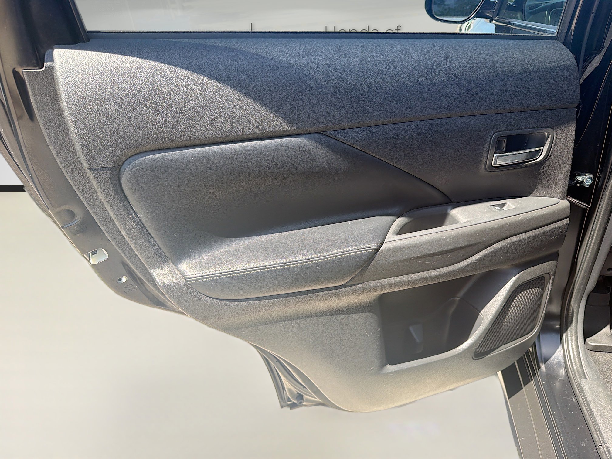 Used 2020 Mitsubishi Outlander SEL AWD/4WD image 24