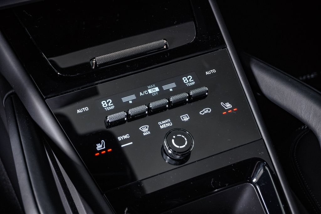 New 2026 Porsche Cayenne GTS AWD/4WD image 24