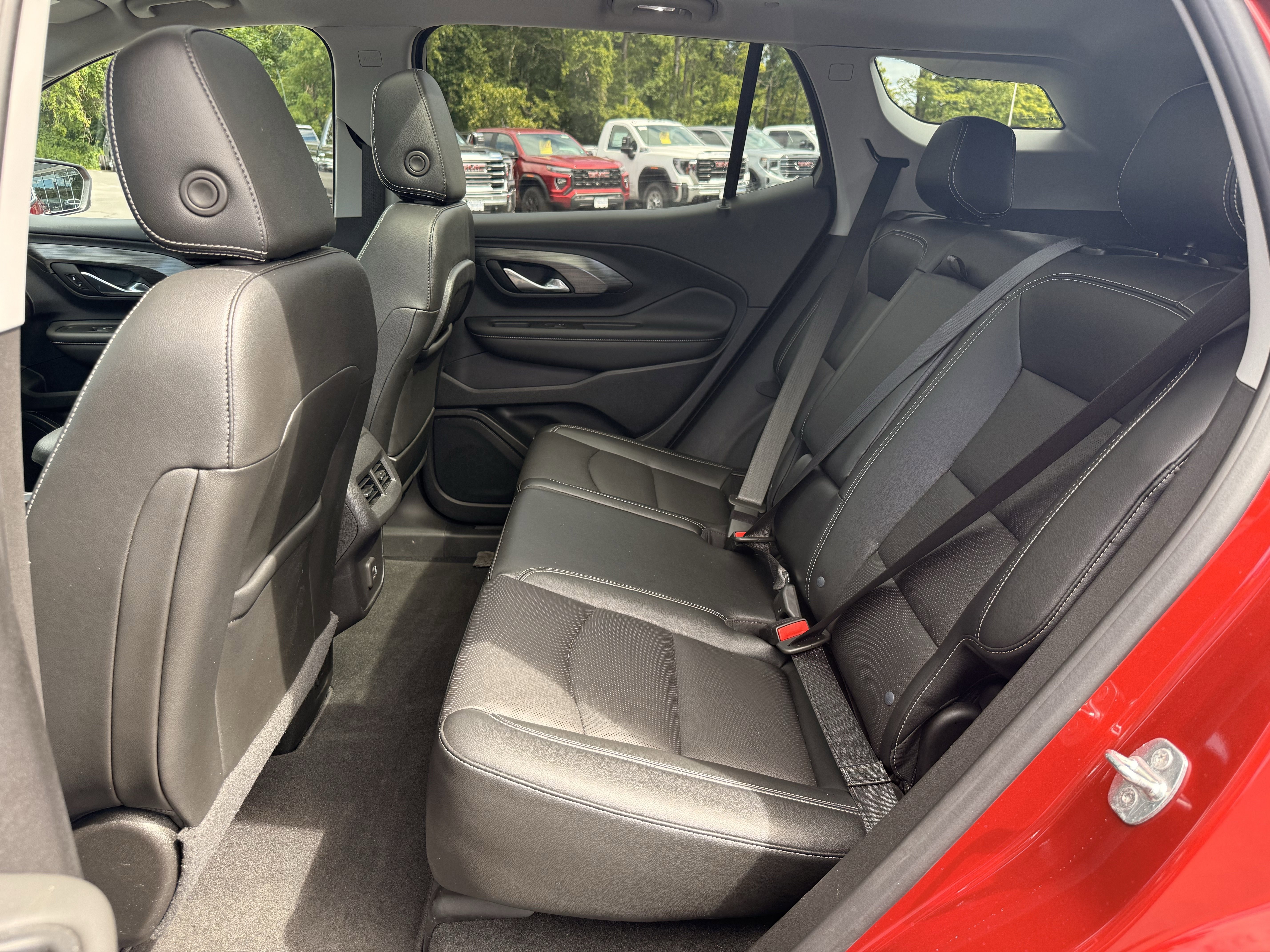 Certified 2023 GMC Terrain SLT w/ Tech Package image 18