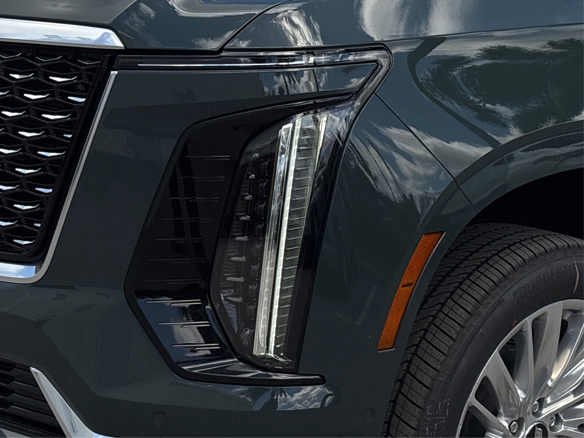 New 2026 Cadillac Escalade ESV Luxury image 14