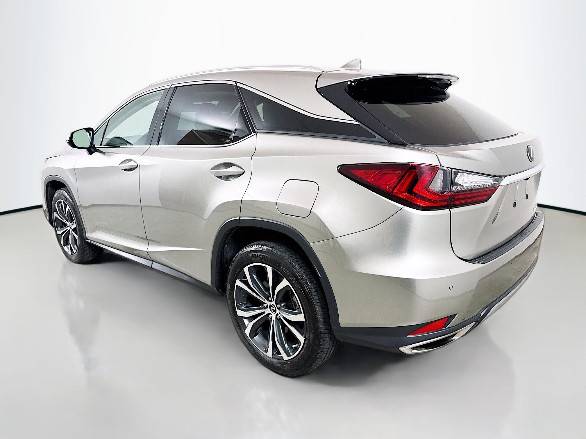 Certified 2022 Lexus RX 350 AWD w/ Premium Package image 5