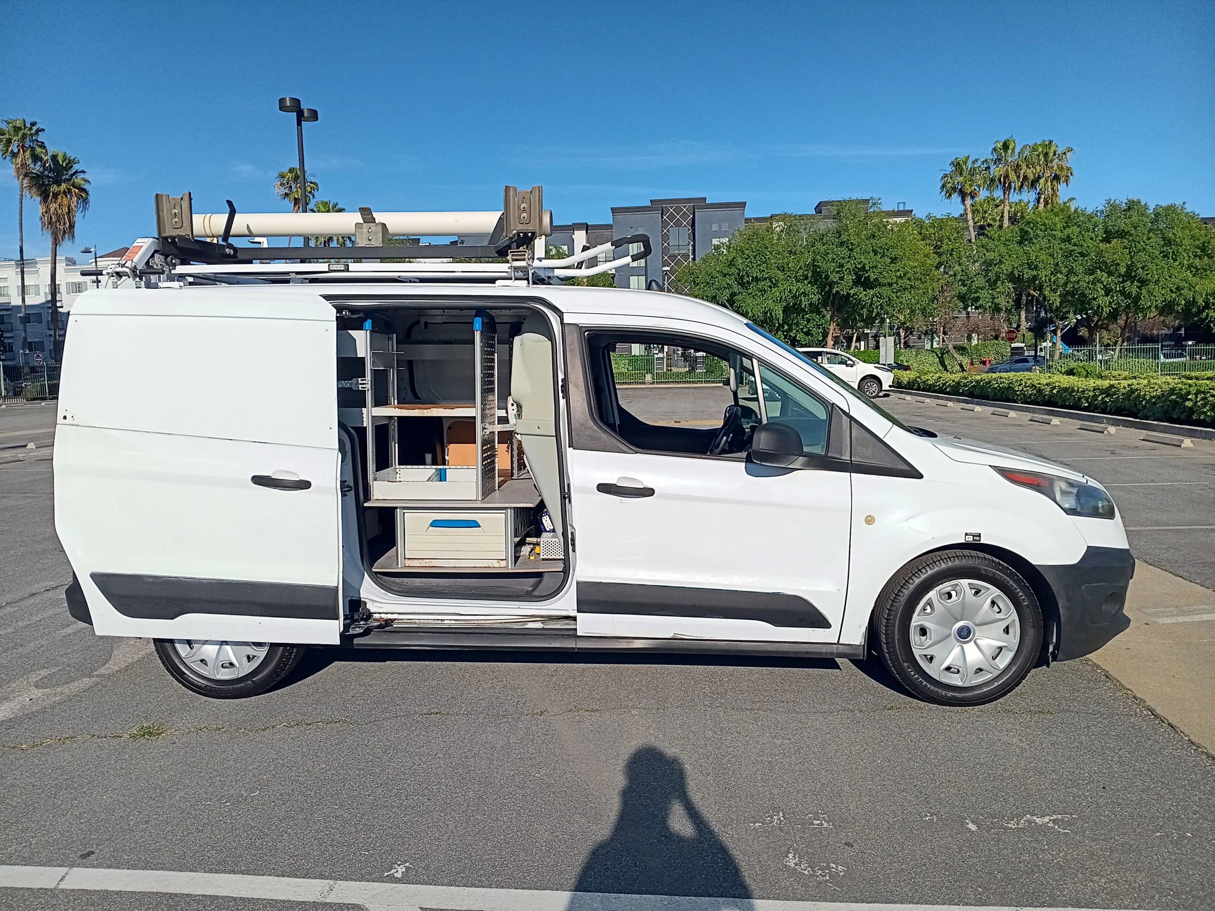 Used 2014 Ford Transit Connect XL image 5