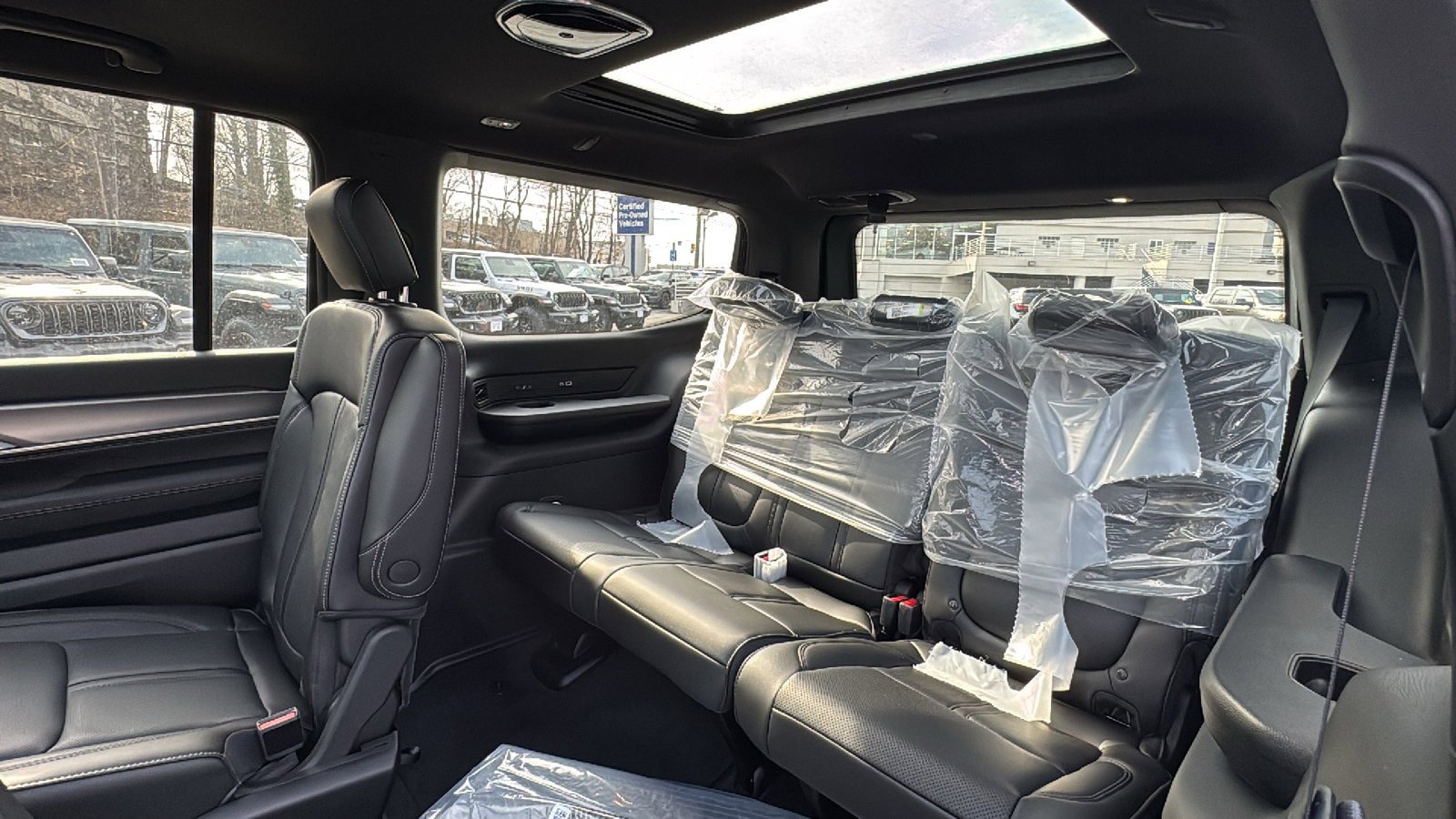 New 2026 Jeep Grand Wagoneer 4WD image 30