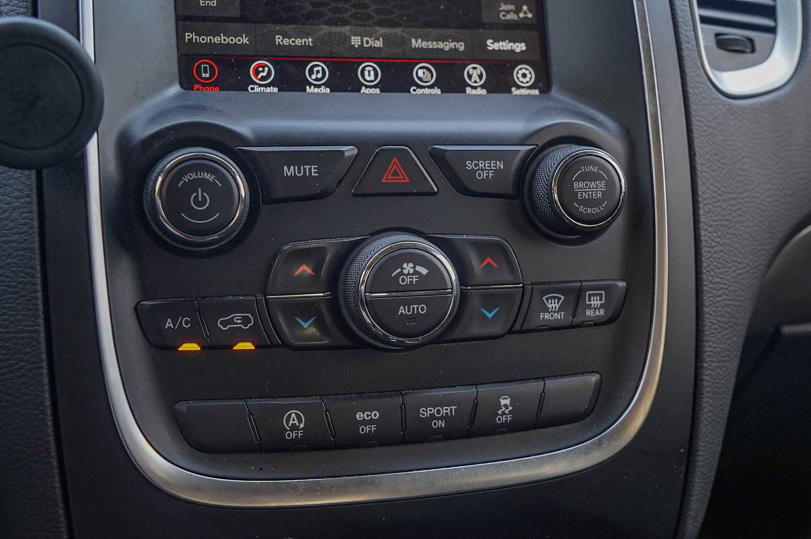 Used 2020 Dodge Durango SXT w/ 3rd Row Seating Group image 20